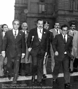 Raúl Alfonsin y sus ministros-Tedeun-9/7/1984